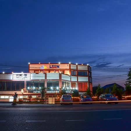 Motel - Restaurant Leon บาเคา ภายนอก รูปภาพ